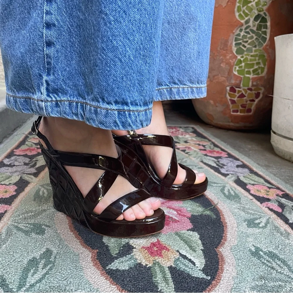 Dark brown Valentino Garavani patent leather shoes